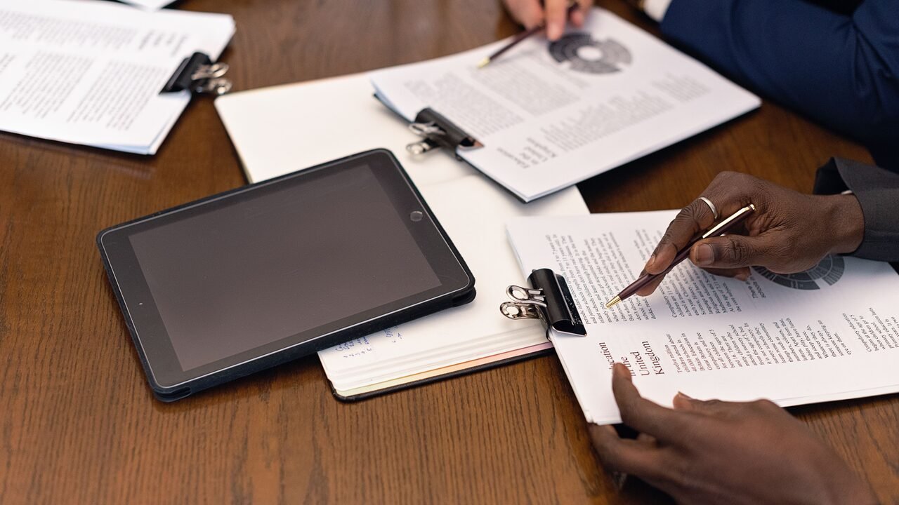 Digital Transformation for UAE SMEs: A Step-by-Step Roadmap